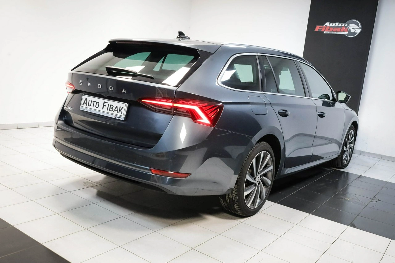 Skoda Octavia - Zdjęcie 11