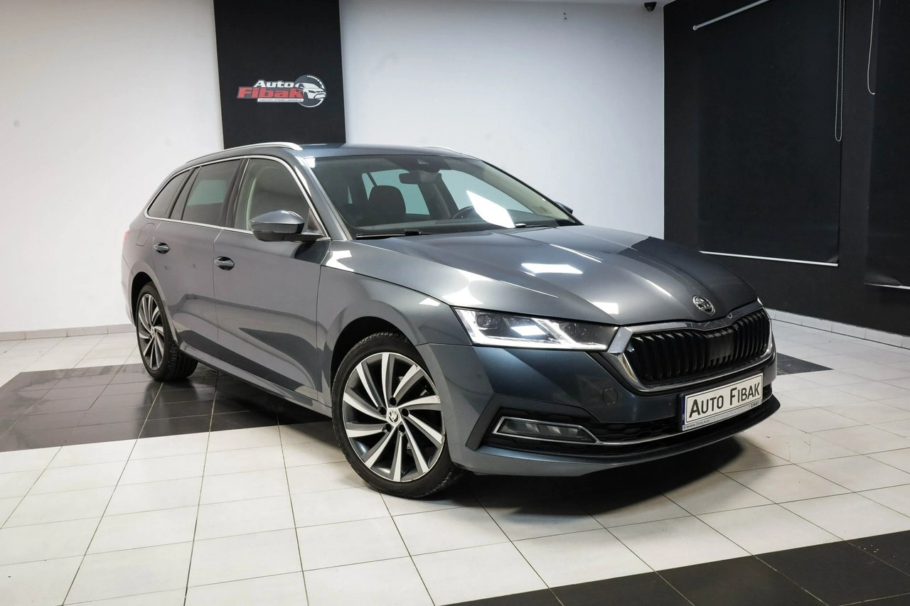 Skoda Octavia - Zdjęcie 4