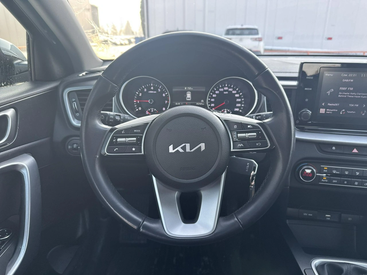 Kia Ceed - Zdjęcie 24