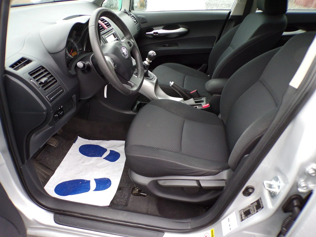 Toyota Auris - Zdjęcie 21