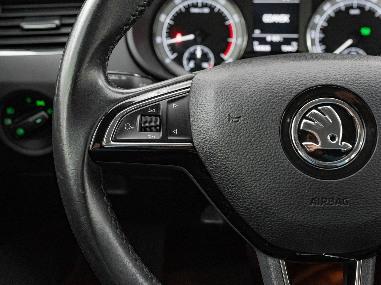 Skoda Octavia - Zdjęcie 12