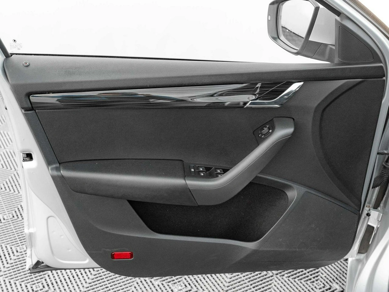 Skoda Octavia - Zdjęcie 8