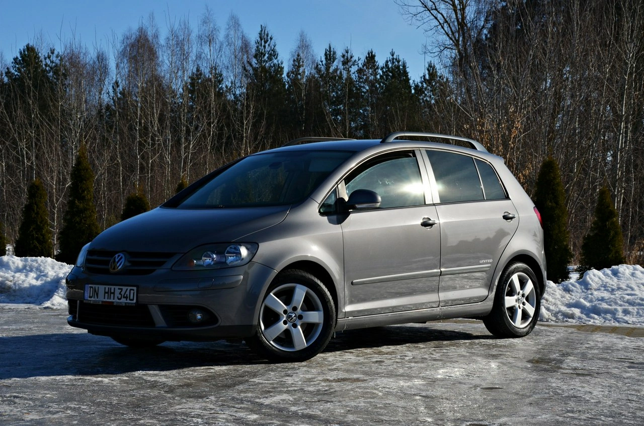 Volkswagen Golf Plus - Zdjęcie 11