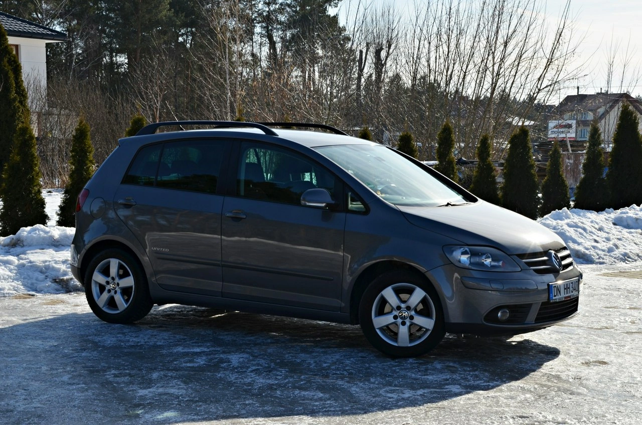 Volkswagen Golf Plus - Zdjęcie 16