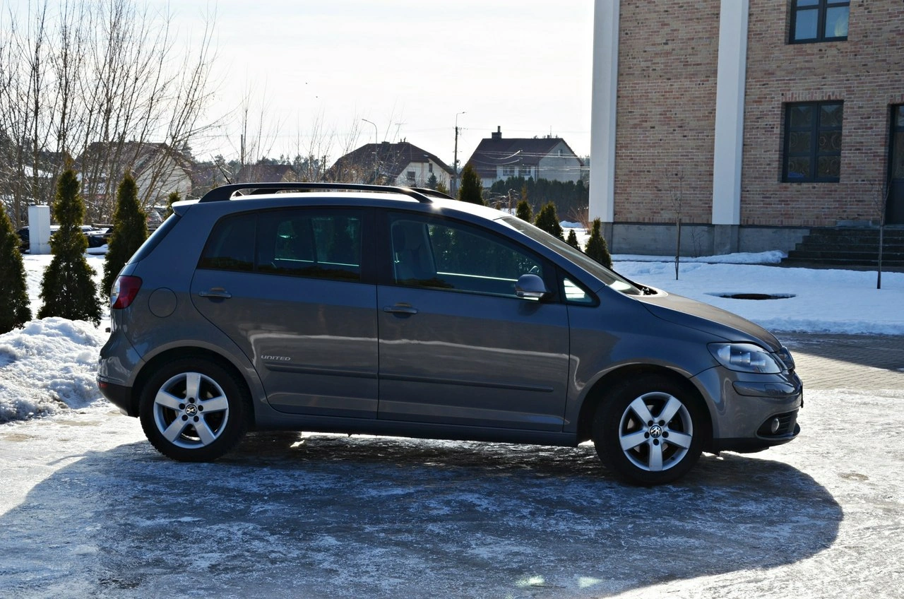 Volkswagen Golf Plus - Zdjęcie 17