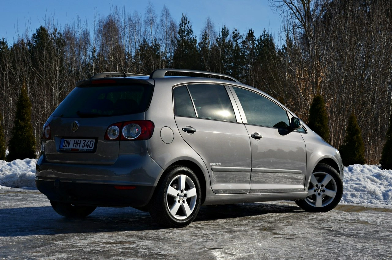 Volkswagen Golf Plus - Zdjęcie 22