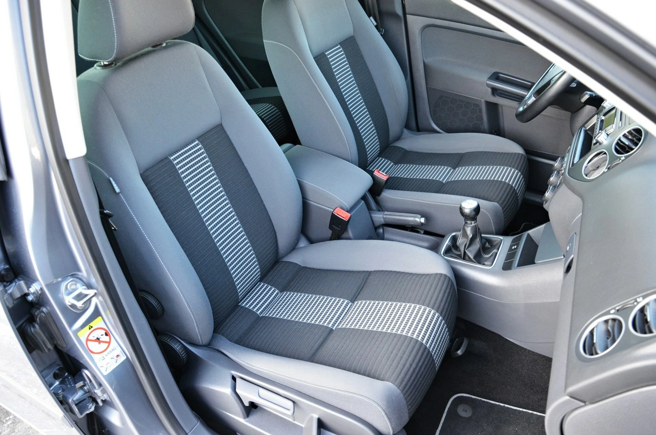 Volkswagen Golf Plus - Zdjęcie 36