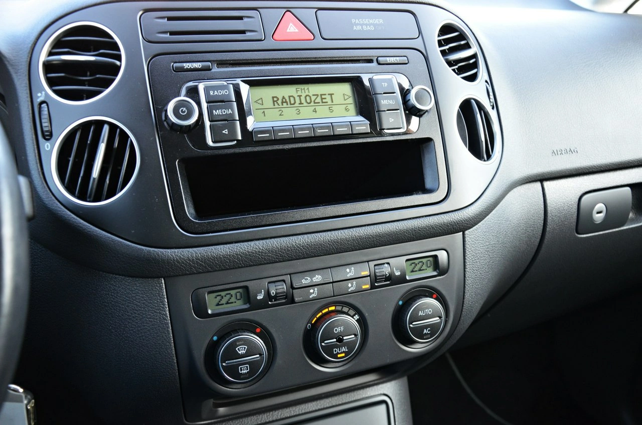 Volkswagen Golf Plus - Zdjęcie 38