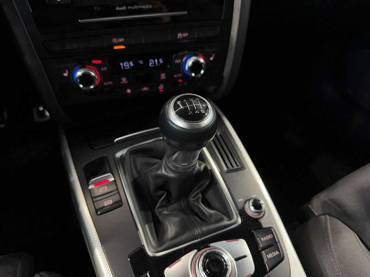 Audi A4 - Zdjęcie 25