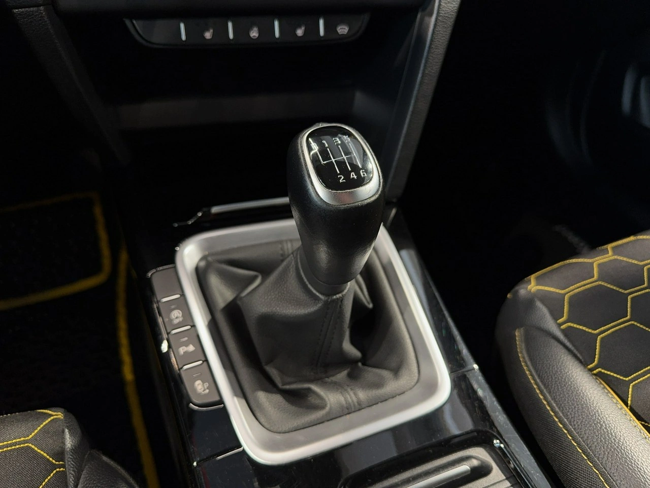 Kia XCeed - Zdjęcie 25