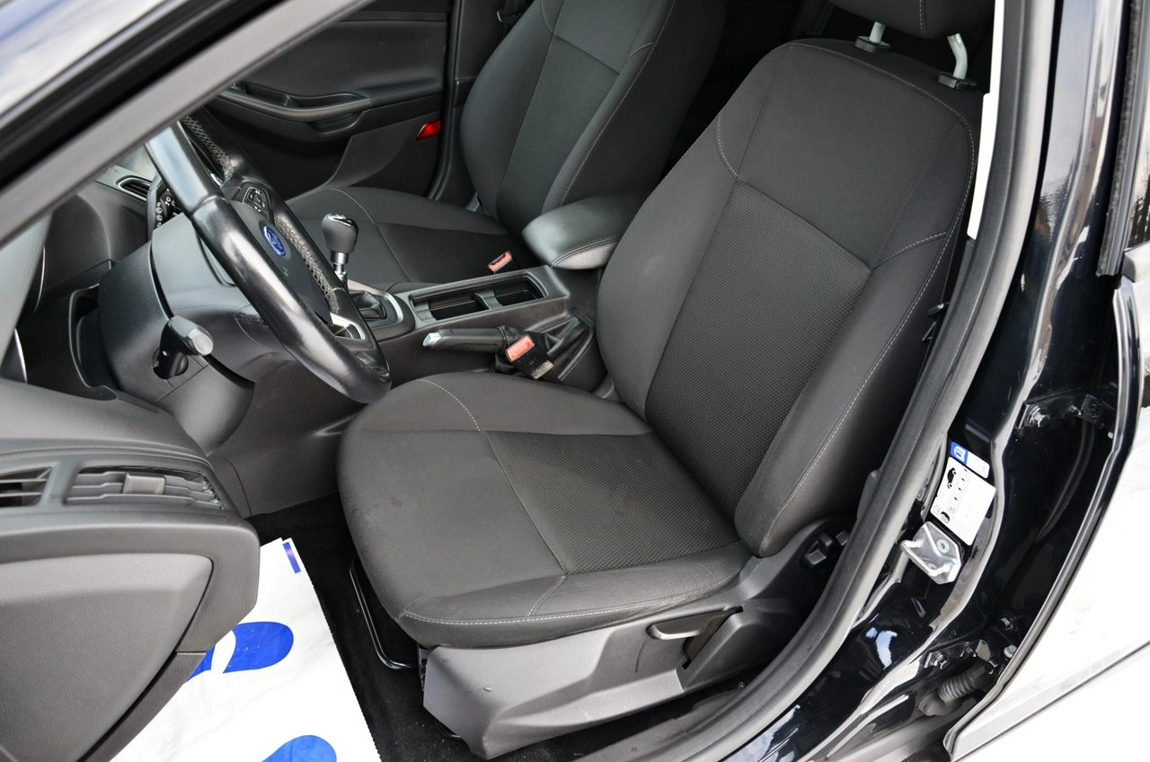 Ford Focus - Zdjęcie 22