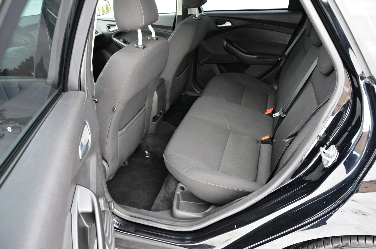 Ford Focus - Zdjęcie 23
