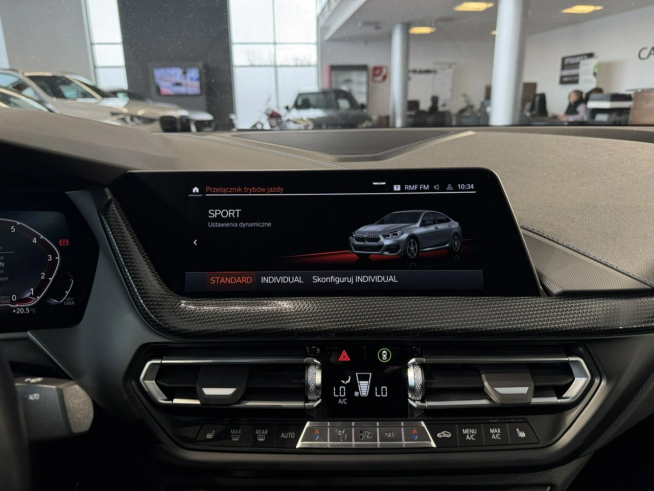 BMW 218 - Zdjęcie 27