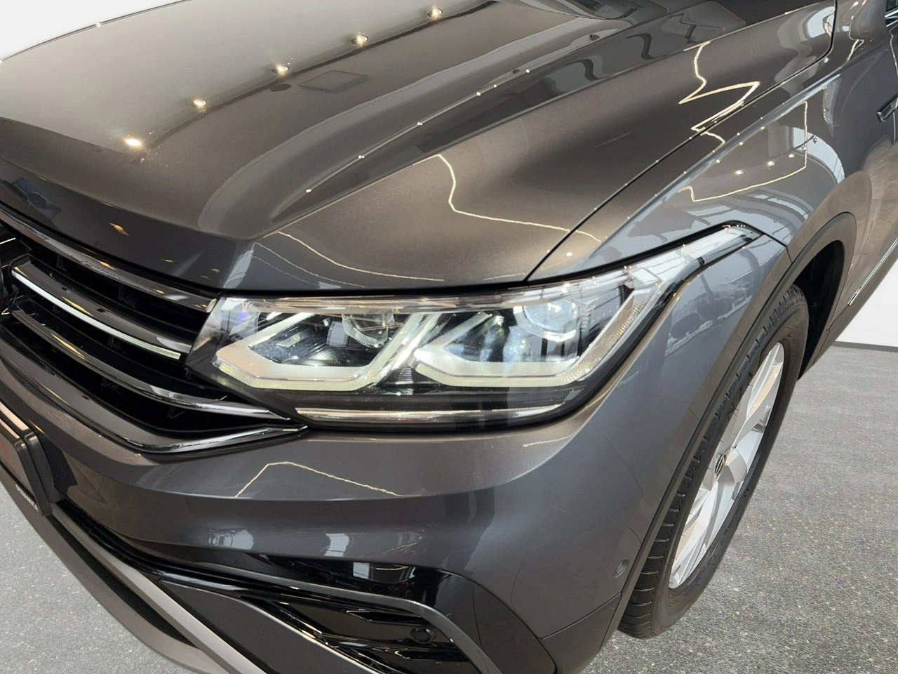 Volkswagen Tiguan Allspace - Zdjęcie 8