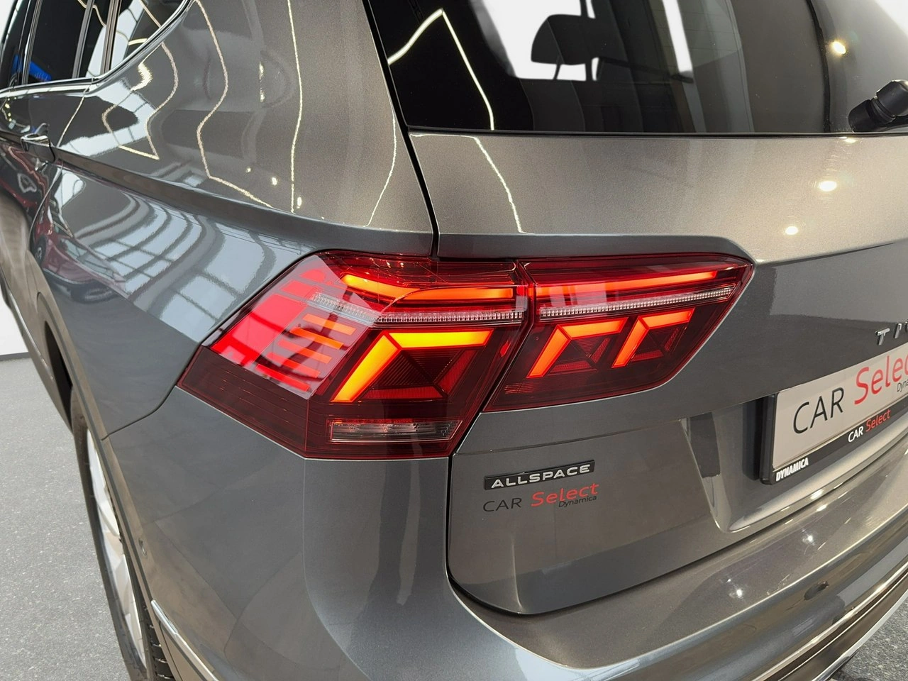 Volkswagen Tiguan Allspace - Zdjęcie 10