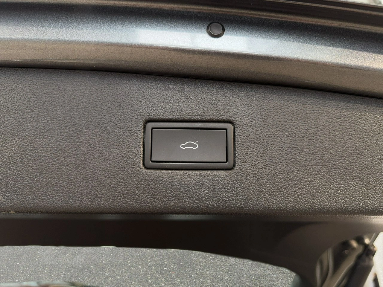 Volkswagen Tiguan Allspace - Zdjęcie 12