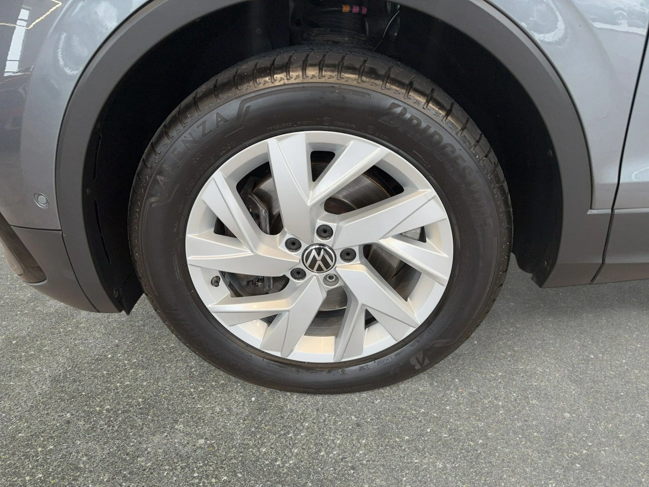 Volkswagen Tiguan Allspace - Zdjęcie 15