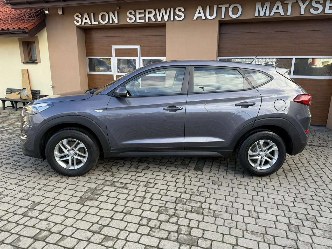 Hyundai Tucson - Zdjęcie 9