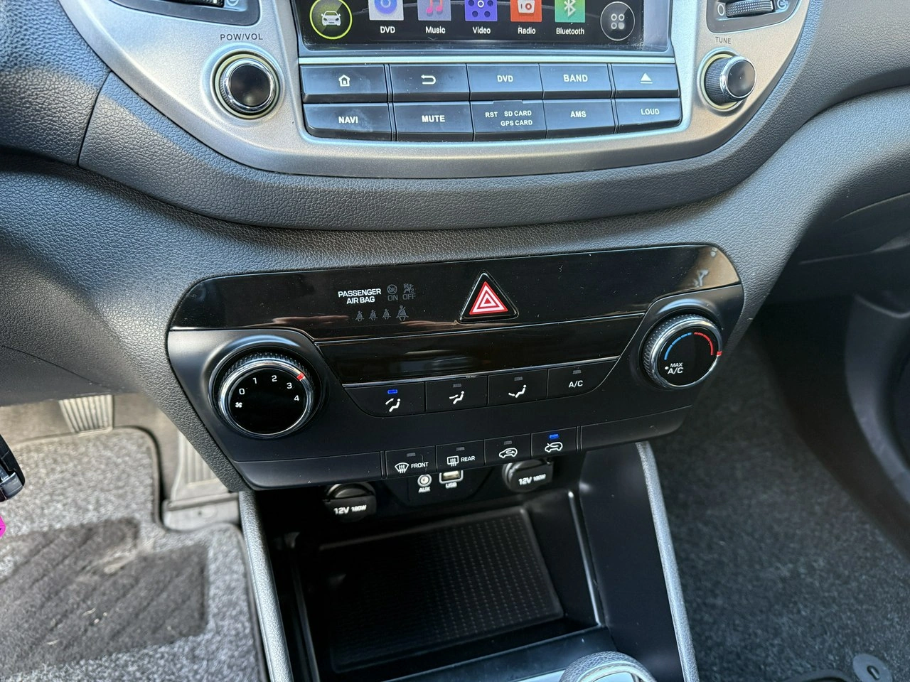 Hyundai Tucson - Zdjęcie 17