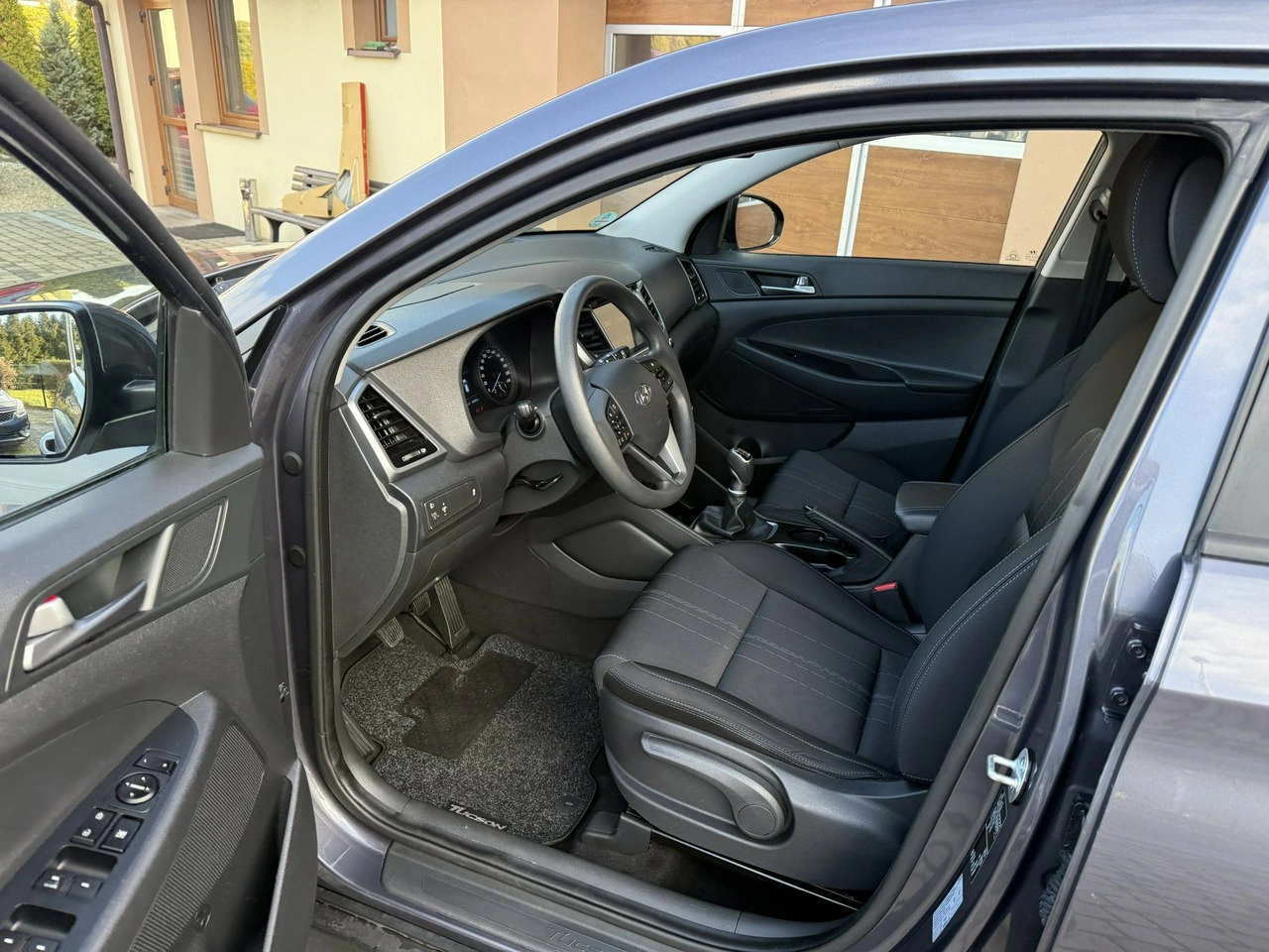 Hyundai Tucson - Zdjęcie 21