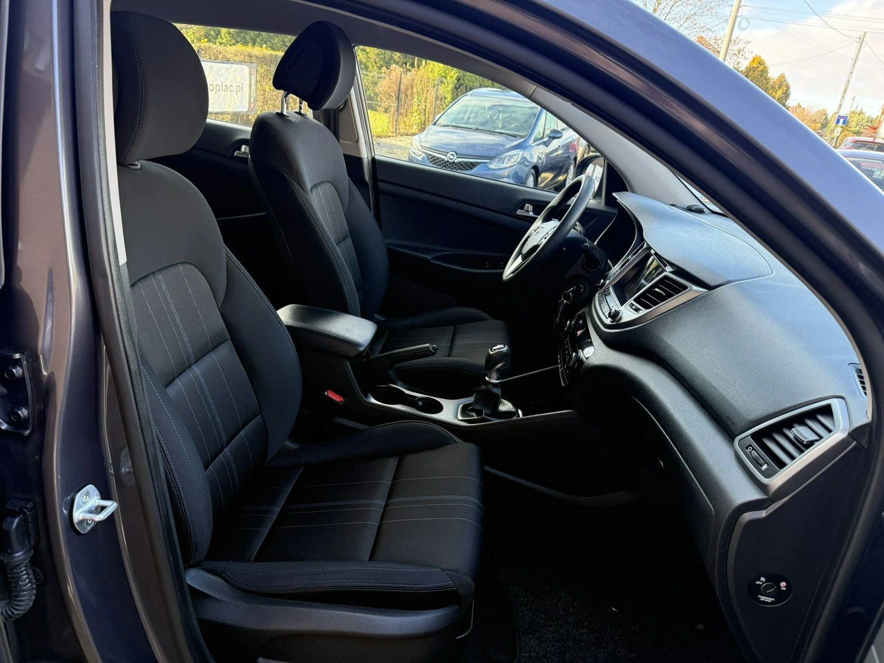 Hyundai Tucson - Zdjęcie 23