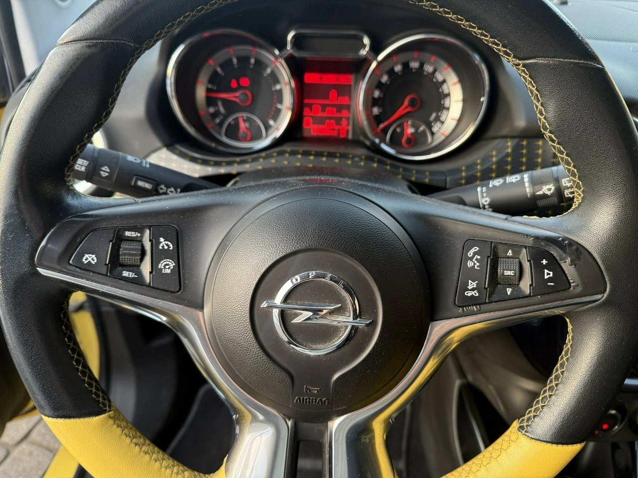 Opel Adam - Zdjęcie 14