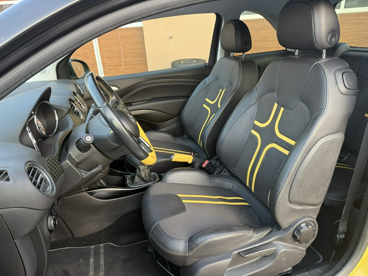 Opel Adam - Zdjęcie 16