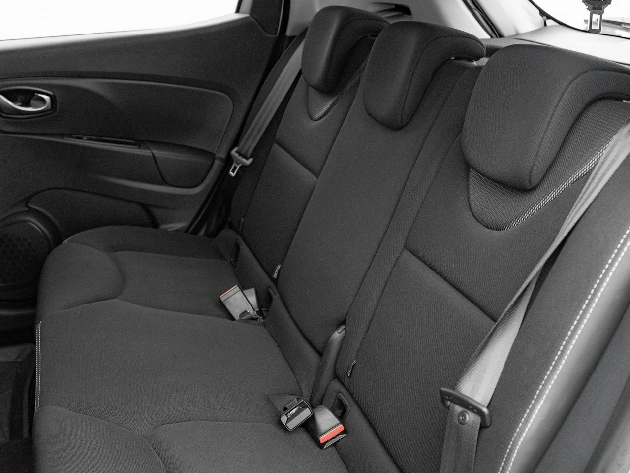 Renault Clio - Zdjęcie 18