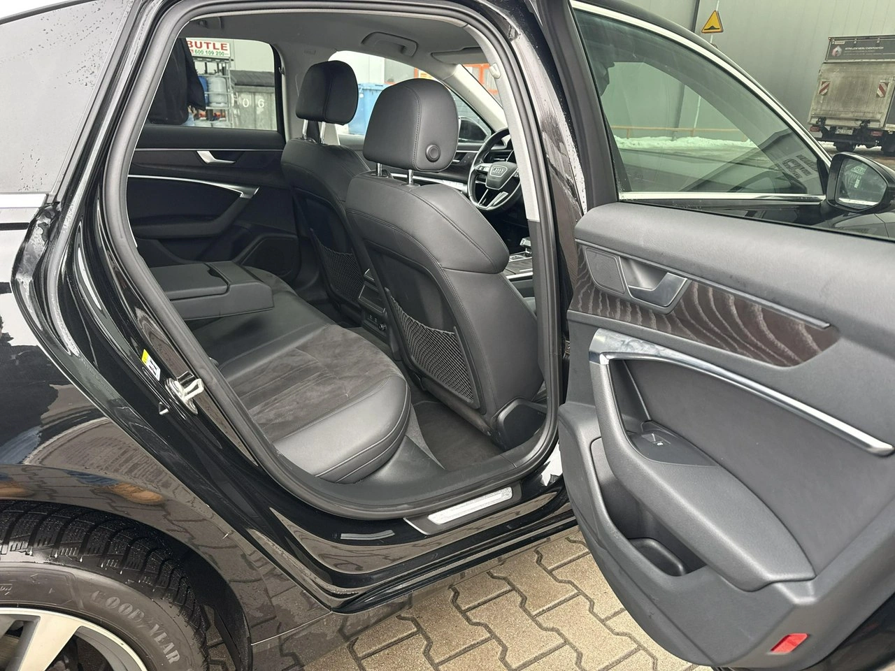 Audi A6 - Zdjęcie 16