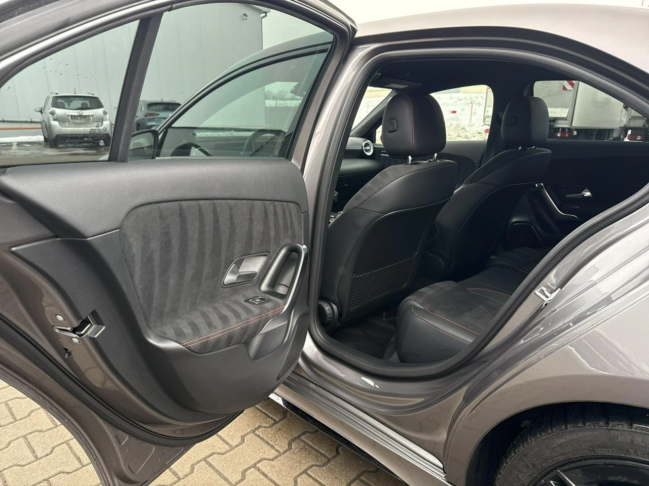 Mercedes A 200 - Zdjęcie 13