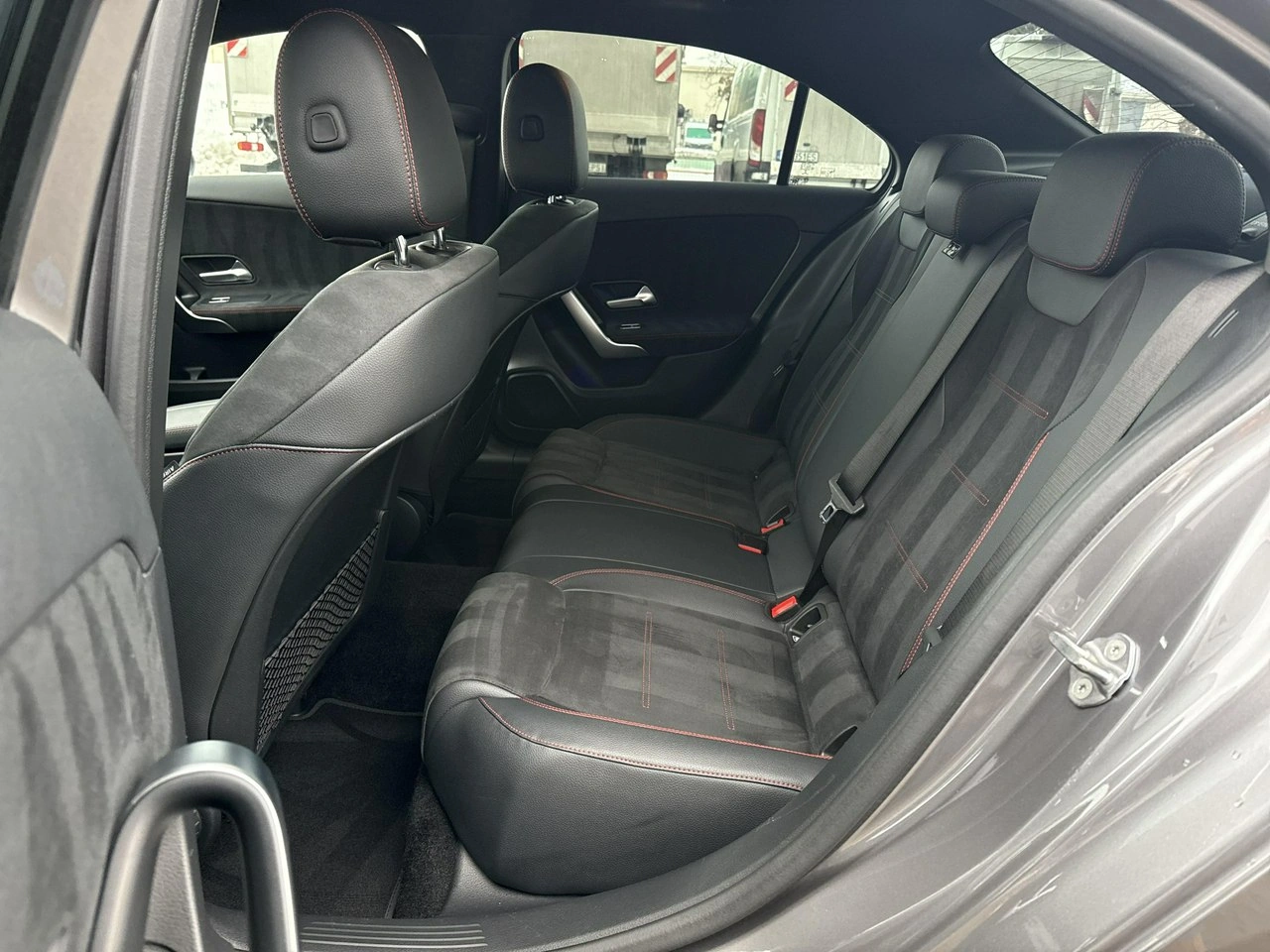 Mercedes A 200 - Zdjęcie 14