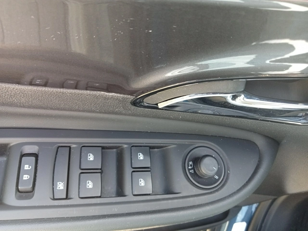 Opel Mokka - Zdjęcie 5