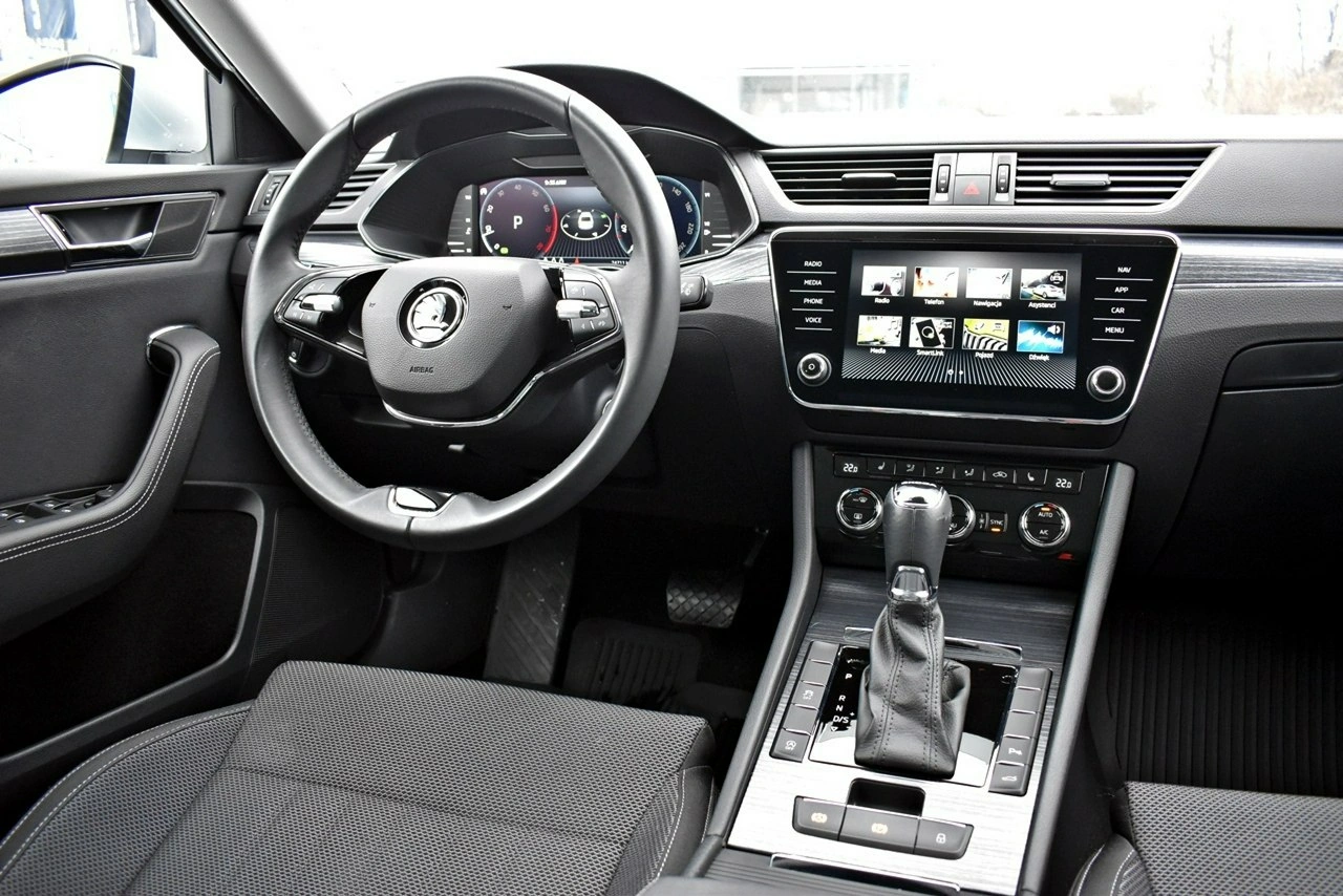 Skoda Superb - Zdjęcie 19