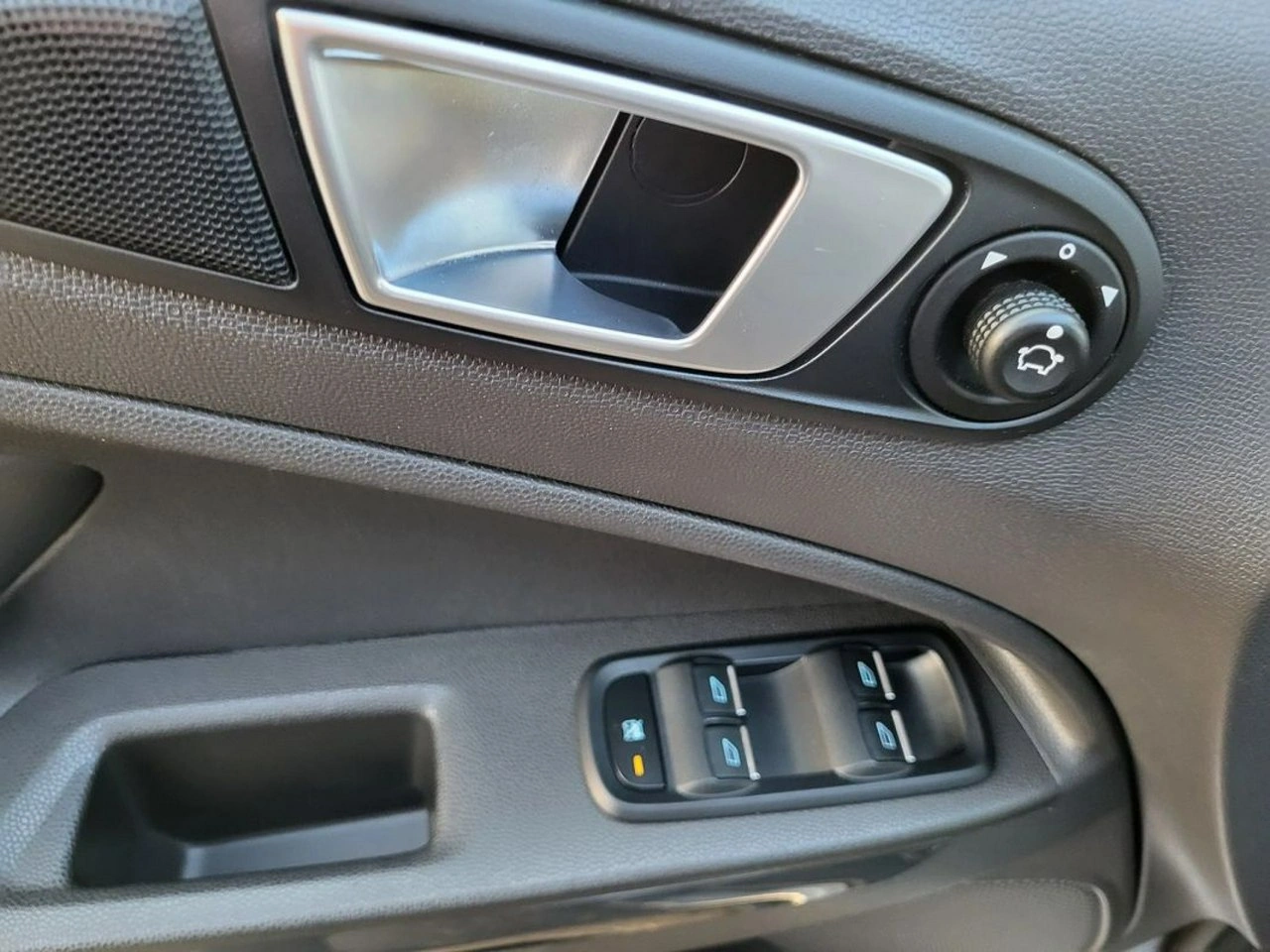 Ford EcoSport - Zdjęcie 10