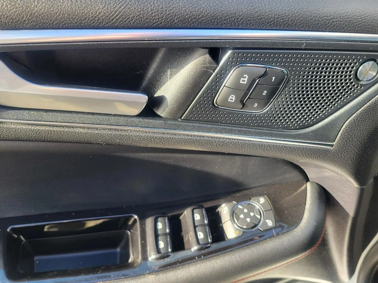 Ford Edge - Zdjęcie 19