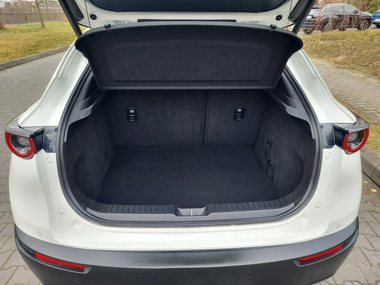 Mazda CX-30 - Zdjęcie 14