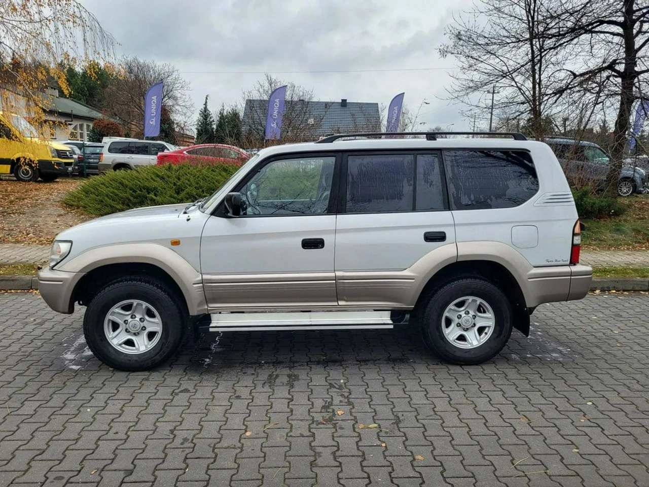 Toyota Land Cruiser - Zdjęcie 2