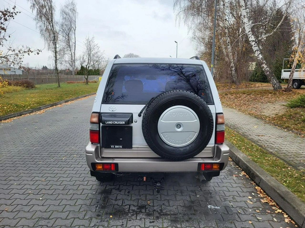 Toyota Land Cruiser - Zdjęcie 4