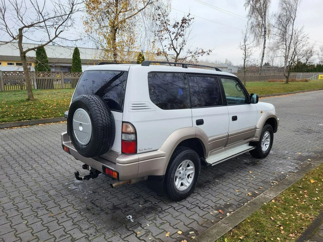 Toyota Land Cruiser - Zdjęcie 5