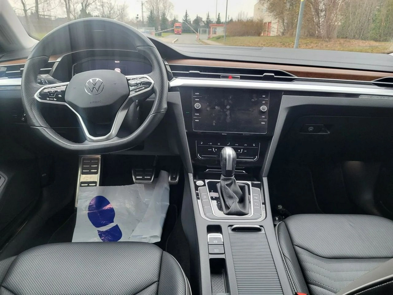 Volkswagen Arteon - Zdjęcie 10