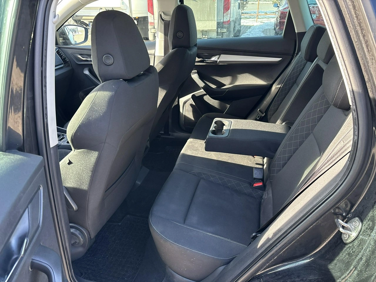 Skoda Karoq - Zdjęcie 11