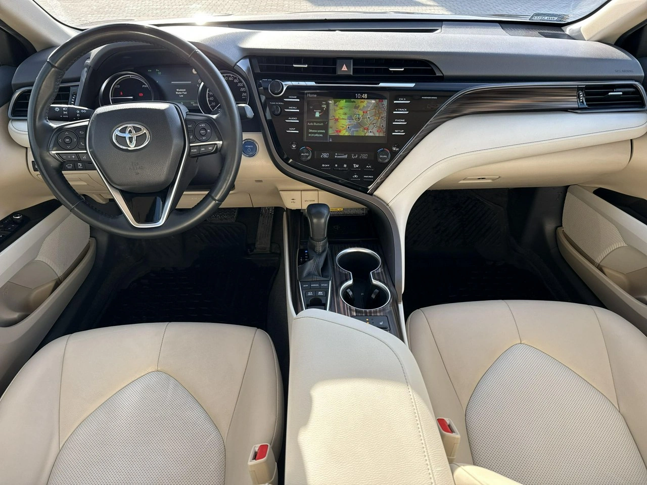 Toyota Camry - Zdjęcie 21