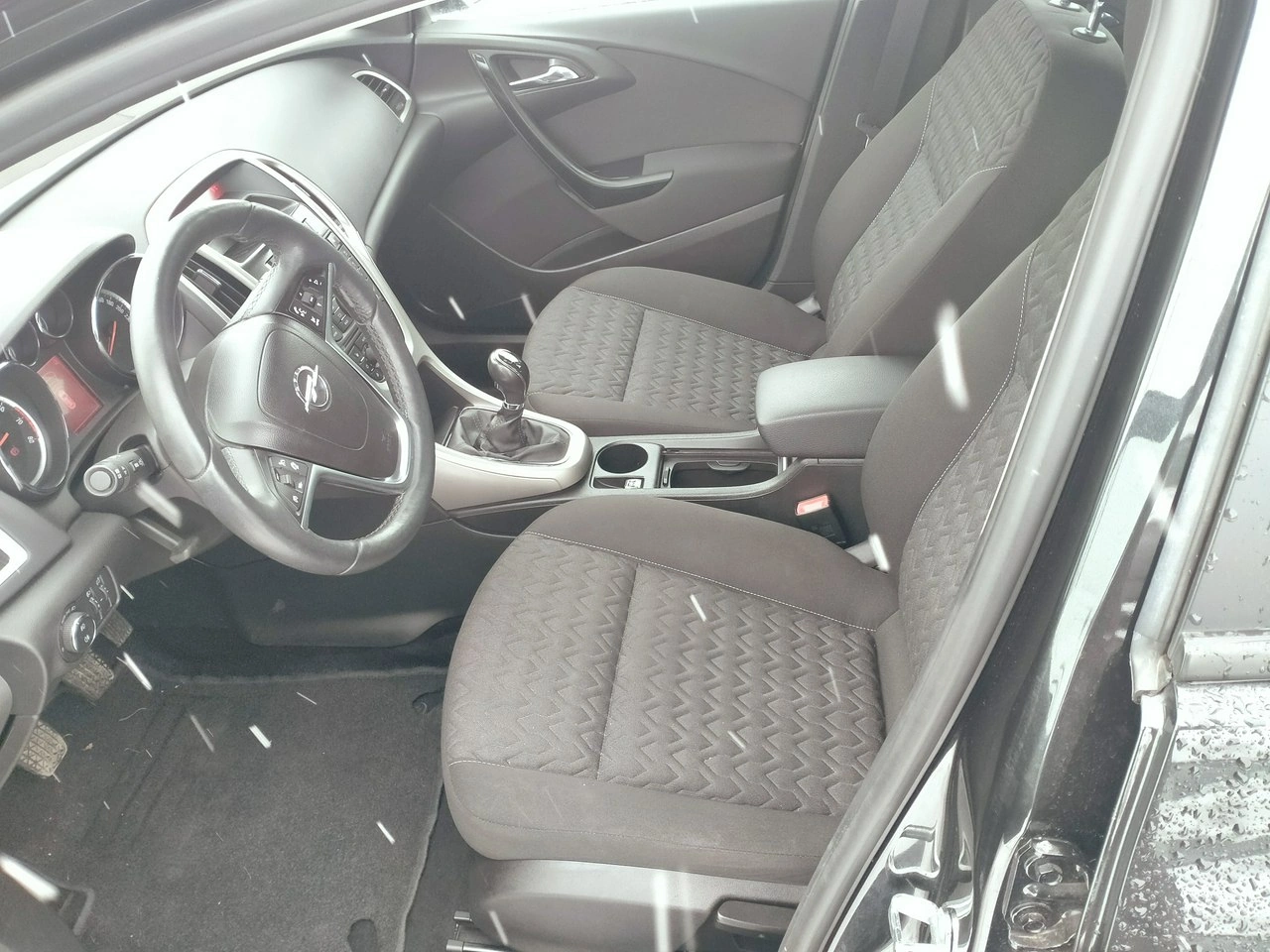 Opel Astra - Zdjęcie 10