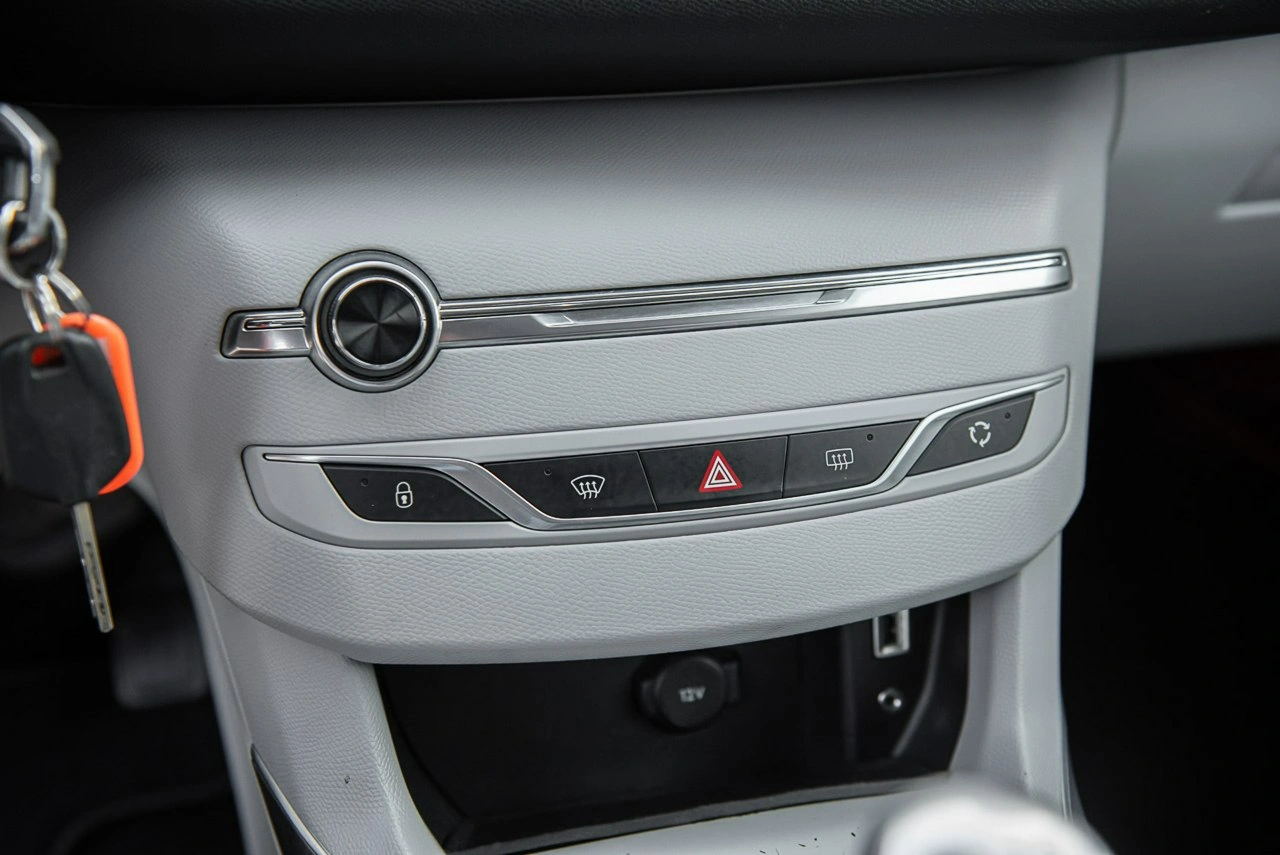 Peugeot 308 - Zdjęcie 21