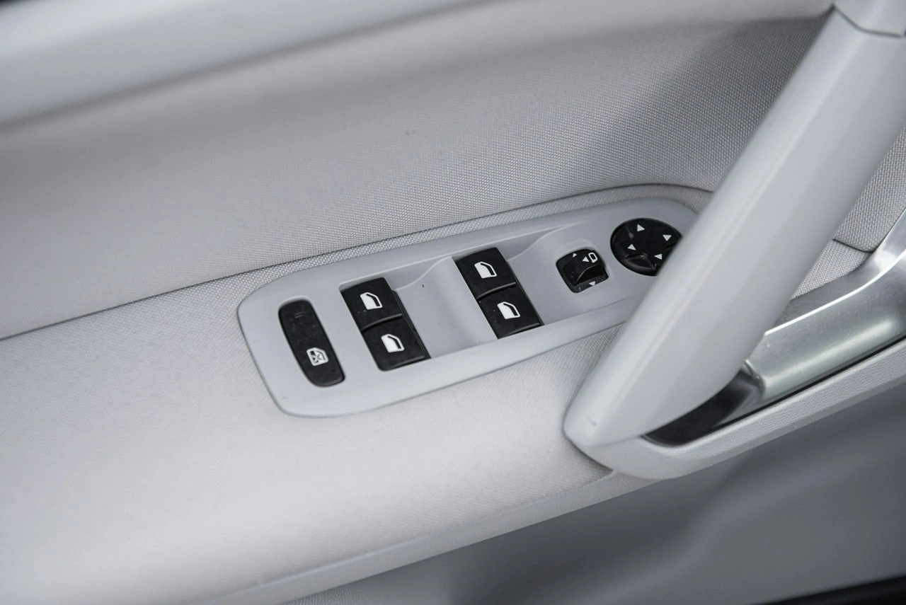 Peugeot 308 - Zdjęcie 23