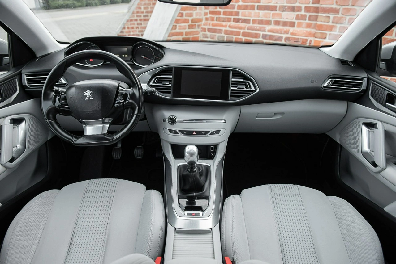 Peugeot 308 - Zdjęcie 4