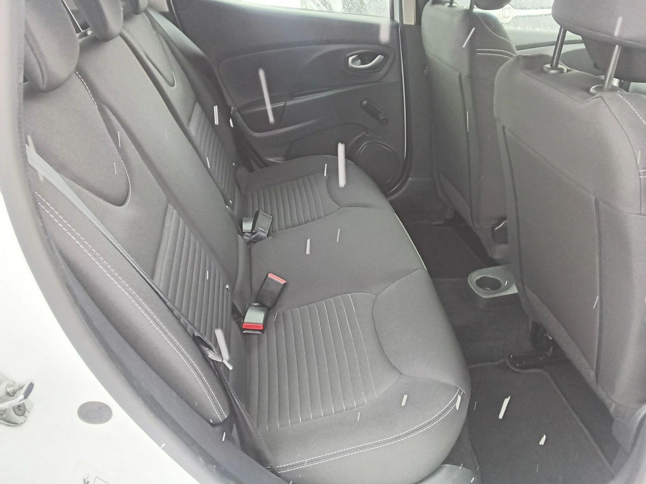 Renault Clio - Zdjęcie 10