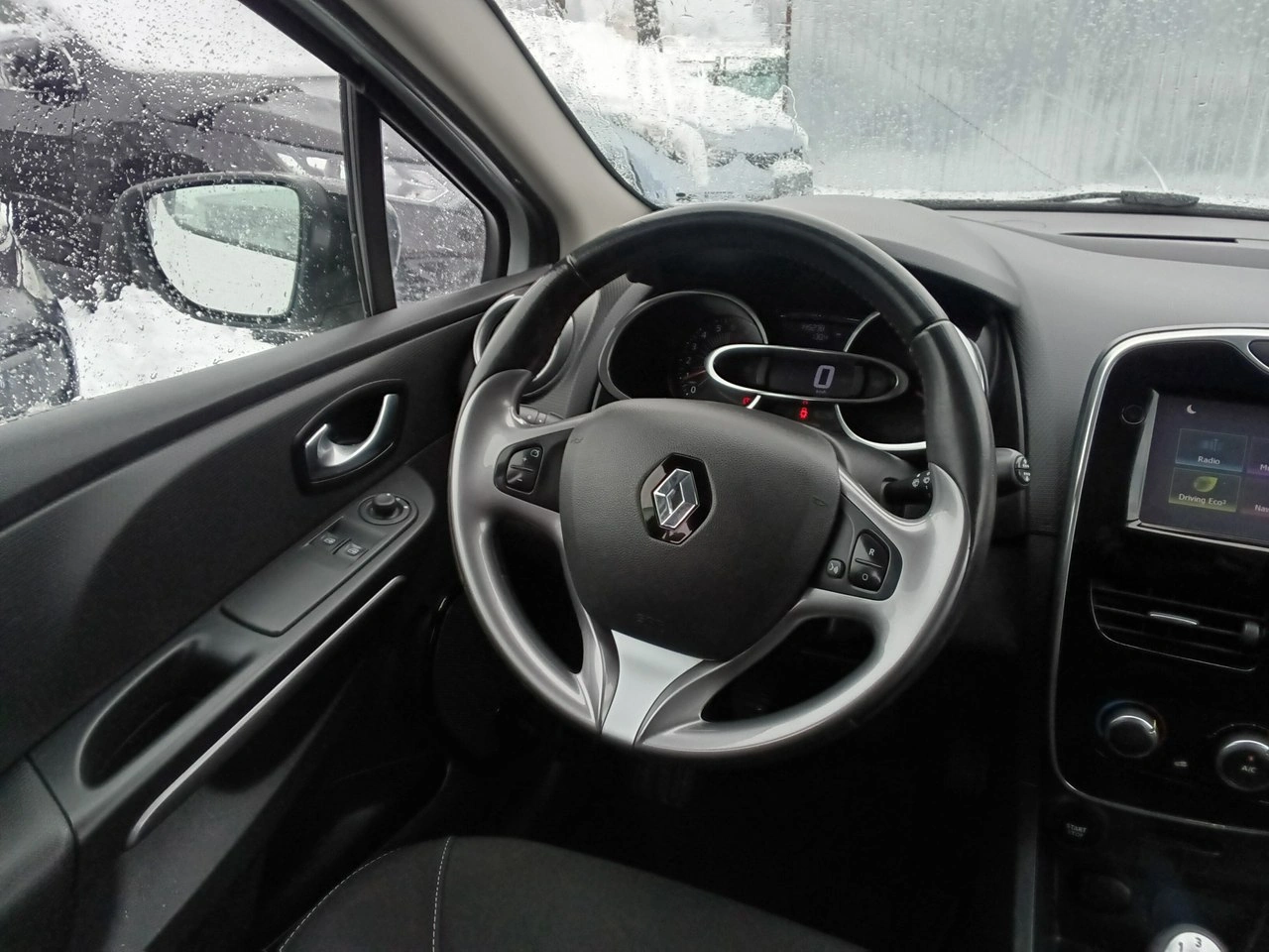 Renault Clio - Zdjęcie 15