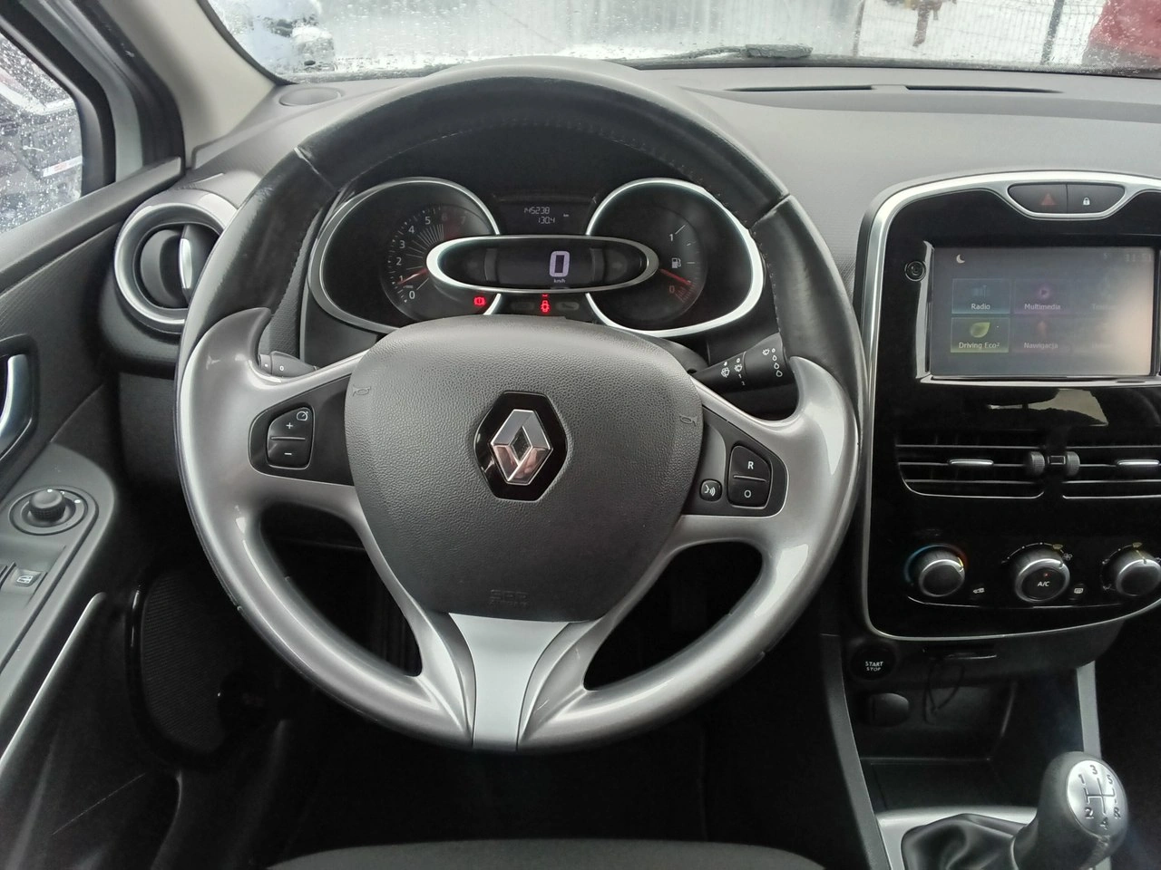 Renault Clio - Zdjęcie 22