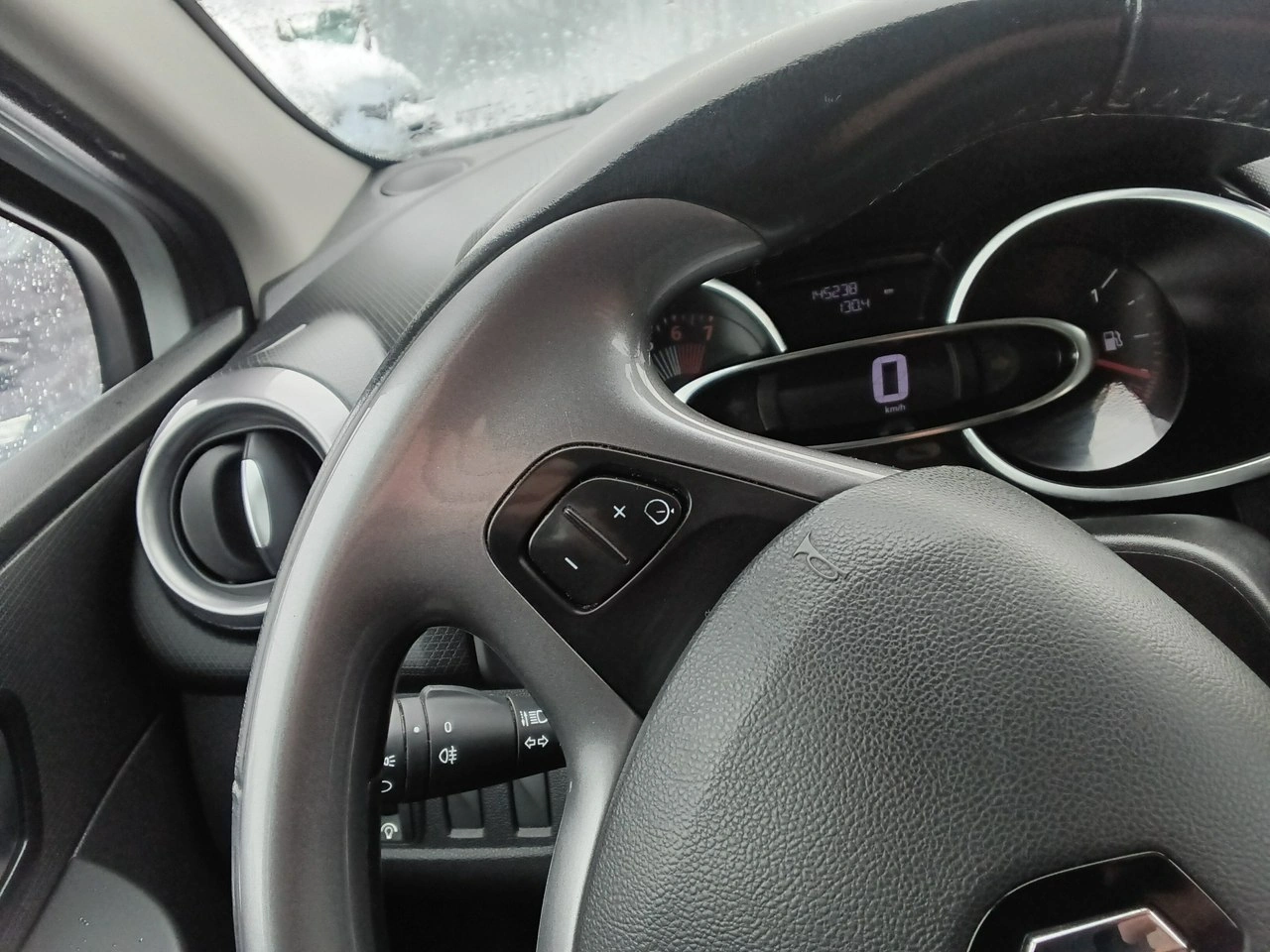 Renault Clio - Zdjęcie 26